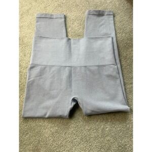 Elietian Pants Women's One Size 27" Pale Blue Capri Leggings Pull On Stretch